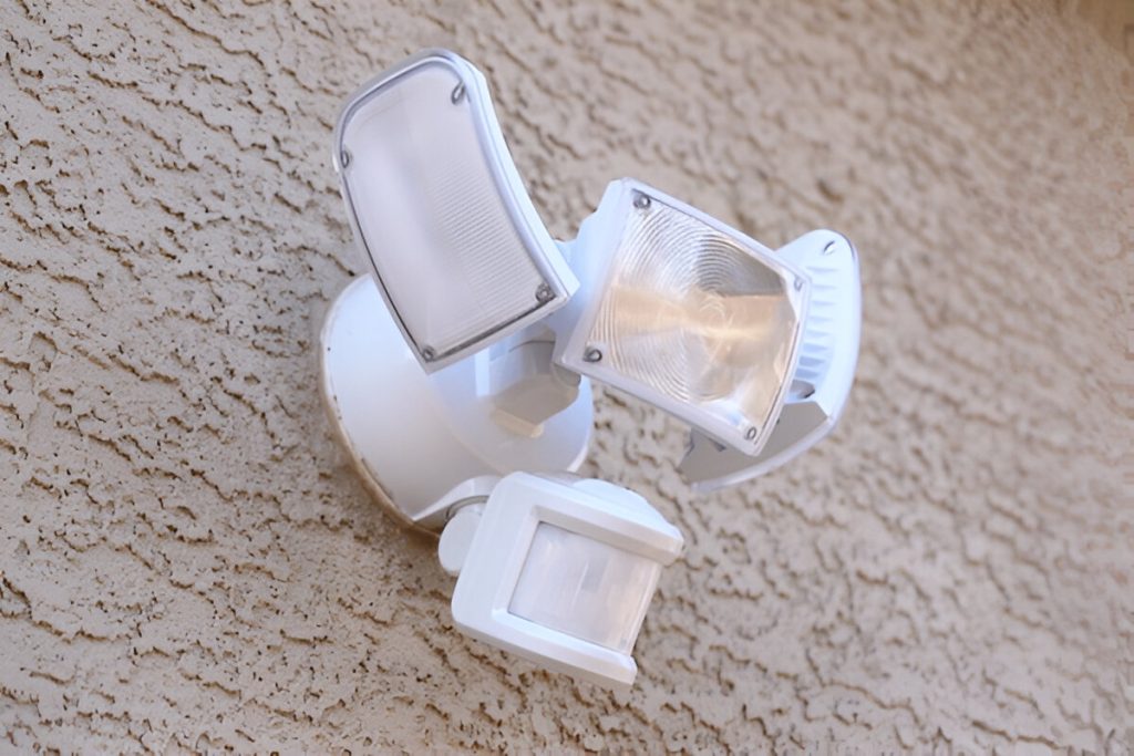 Security Advantage of Motion Lighting